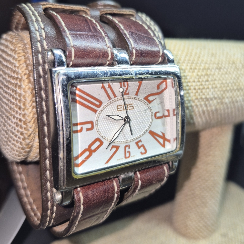 TRENDSETTER EOS New York Watch